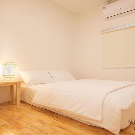 Petra Boutique Donmuang Apartment Bangkok Exterior photo
